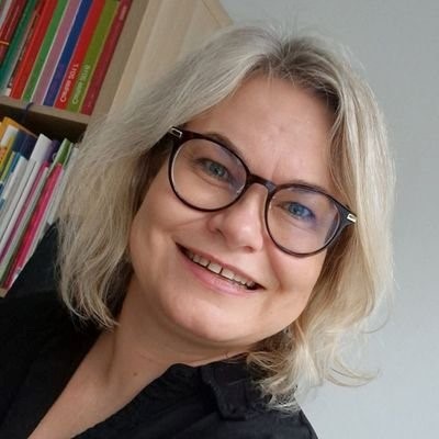 kuvataideterapeutti Anneli Kärki, kuva Petri Kärki